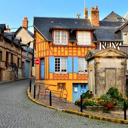 Chambre D'Hotes Du Carre Des Arts Honfleur Zewnętrze zdjęcie