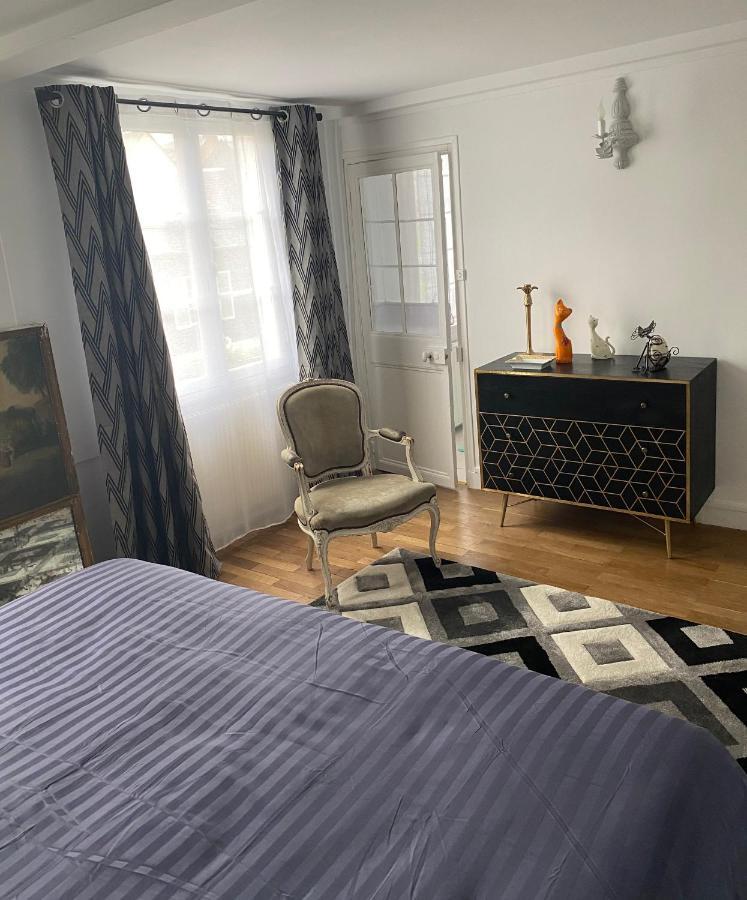 Chambre D'Hotes Du Carre Des Arts Honfleur Zewnętrze zdjęcie