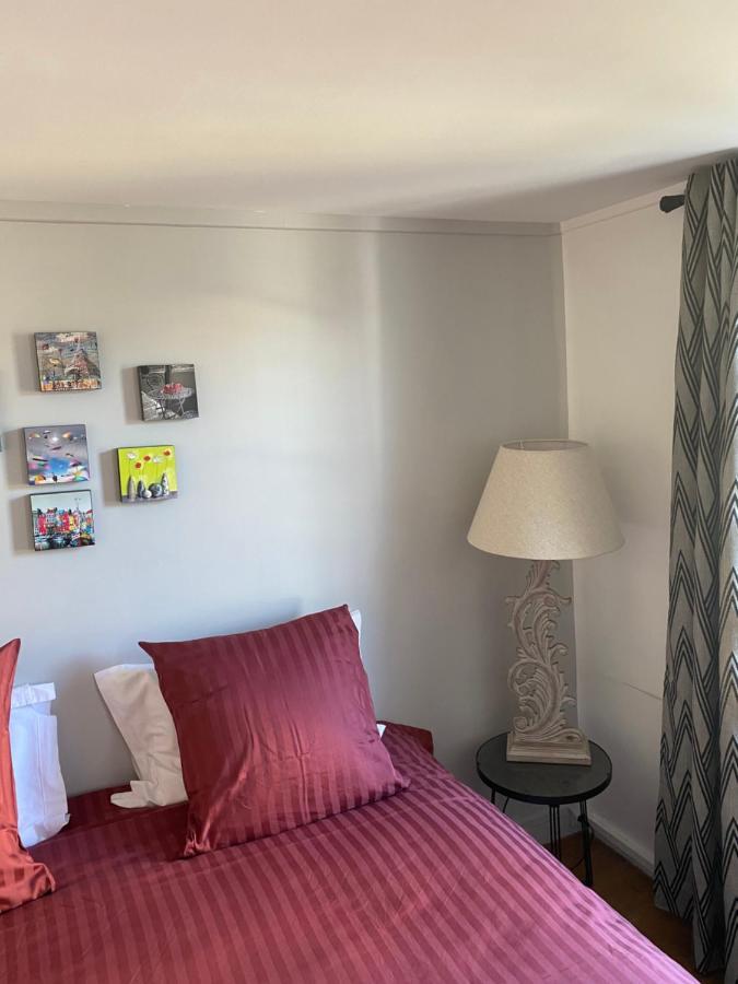 Chambre D'Hotes Du Carre Des Arts Honfleur Zewnętrze zdjęcie