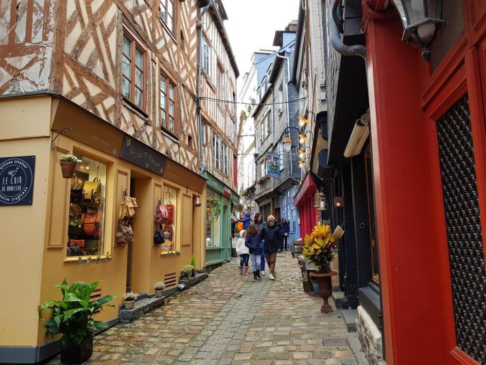 Chambre D'Hotes Du Carre Des Arts Honfleur Zewnętrze zdjęcie